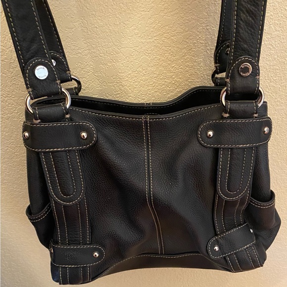 Tagnanello Leather Double Handle Satchel/Shoulder Bag. Black. Like new. - Picture 4 of 8